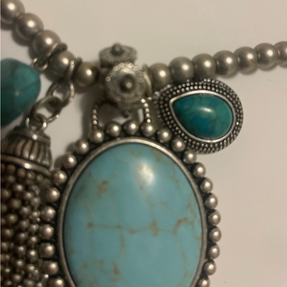 Chico’s necklace, faux turquoise&silver costume beaded w/beautiful tassel 13-15” - Picture 4 of 10
